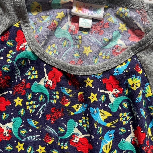 Lularoe Randy tshirt - Picture 2 of 3